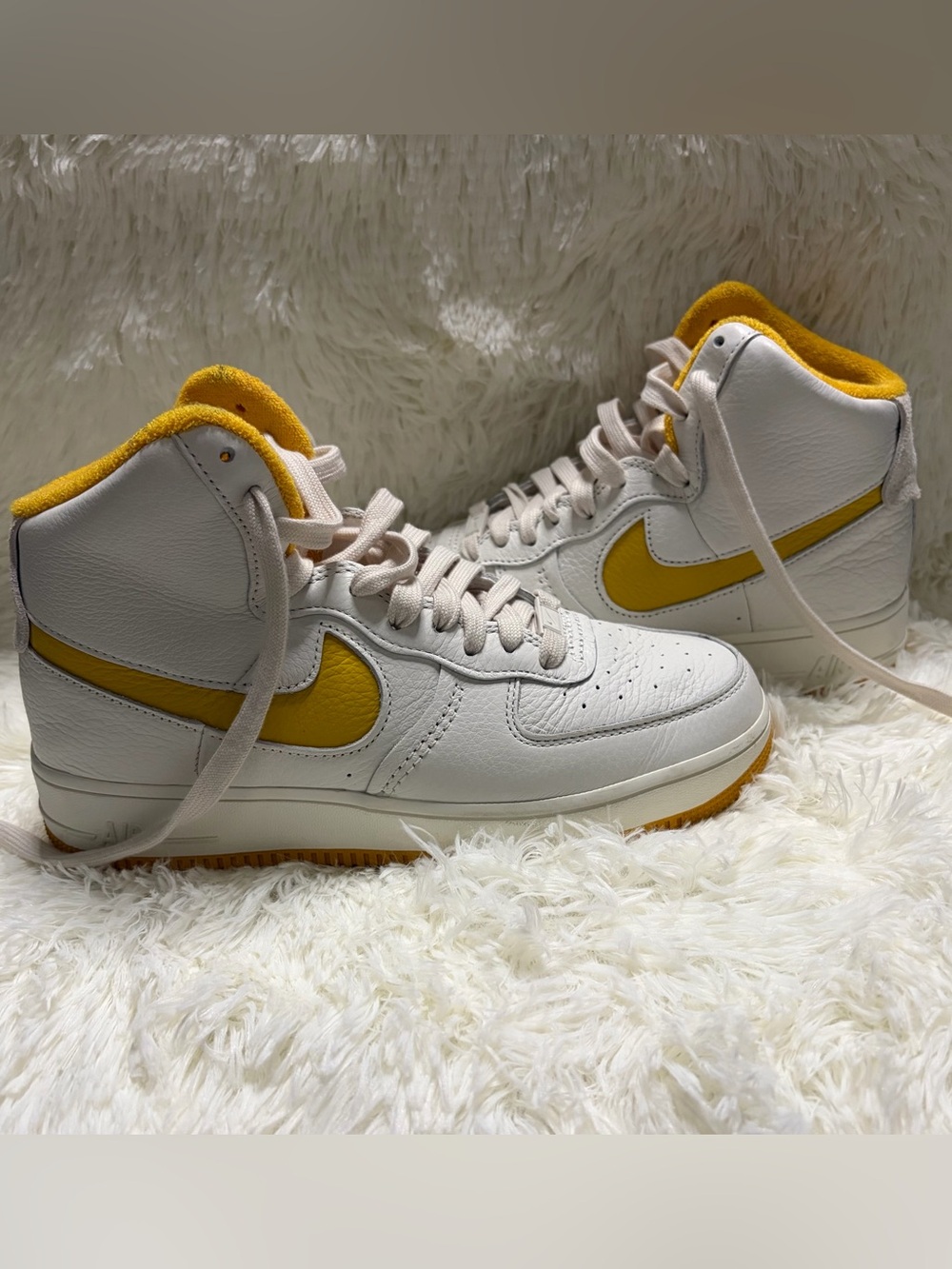 Nike Women's High-Top Sneakers - White and Yellow